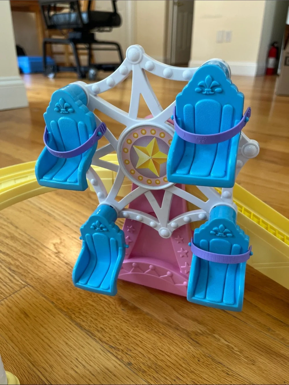 Mattel 2001 Barbie Kelly Kiddie Coaster amusement park playset.